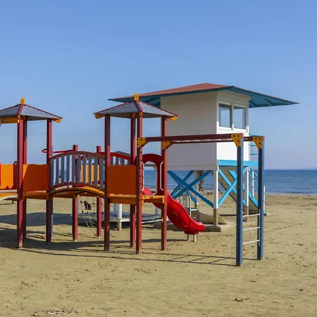 فيلة Imagine You And Your Family Renting This Perfect Beachfront Apartment, 1388 *