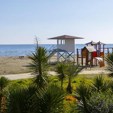 فيلة Imagine You And Your Family Renting This Perfect Beachfront Apartment, 1388 *