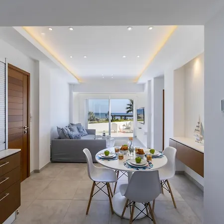 Imagine You And Your Family Renting This Perfect Beachfront Apartment, 1388 *