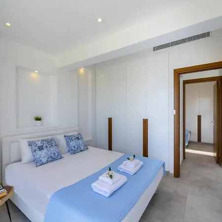 Imagine You And Your Family Renting This Perfect Beachfront Apartment, 1388 *